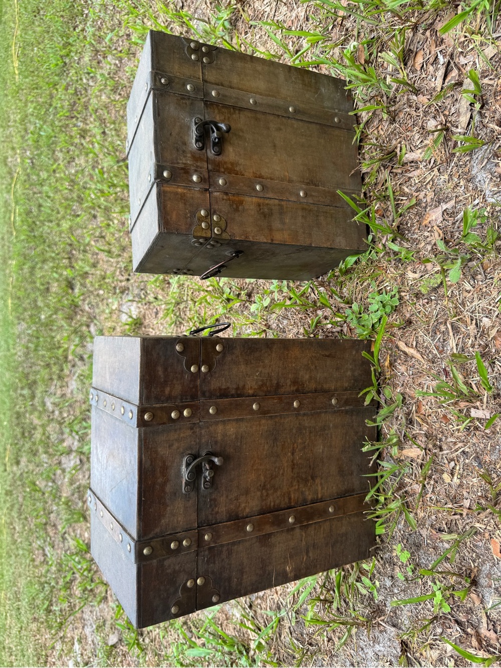 Vintage Rustic Wooden Chest
Trunk Box Primitive Farmhouse
Storage Decor